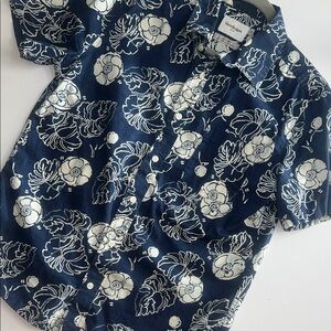 Goodfellow & Co Navy and White Shell Print Shirt